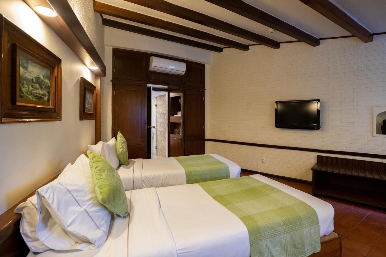 פוקהרה Fish Tail Lodge מראה חיצוני תמונה